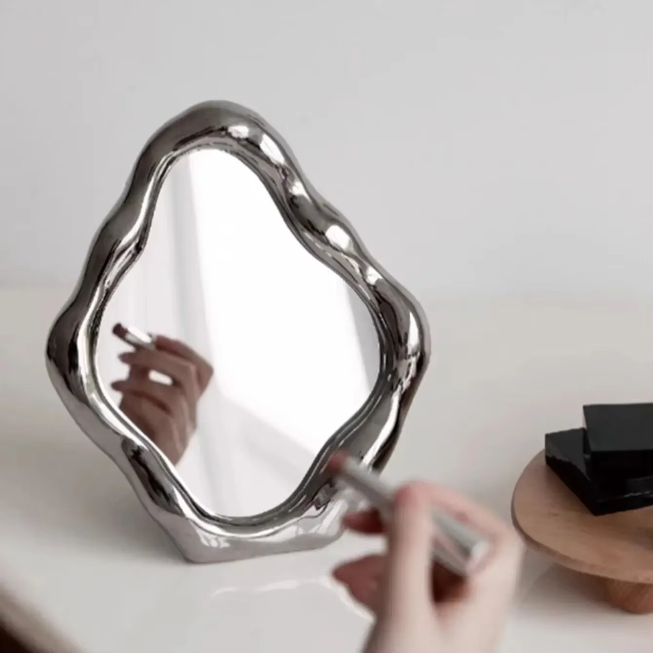 Unique Antique Style Tabletop Mirror