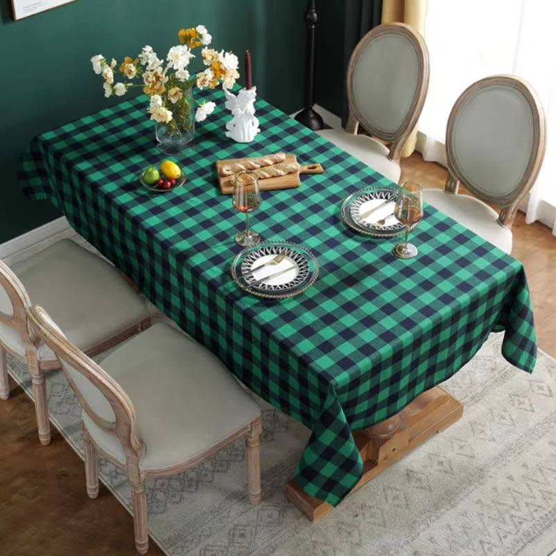 Vintage Plaid Table Cover for Dining and Parties