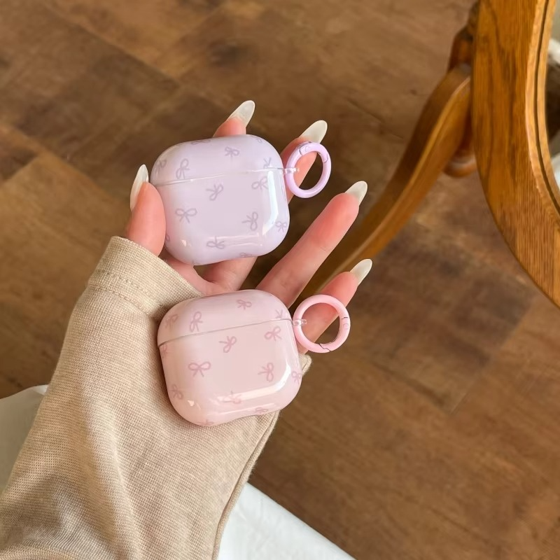 Durable Earbud Pouch with Clip for Wireless Headphones