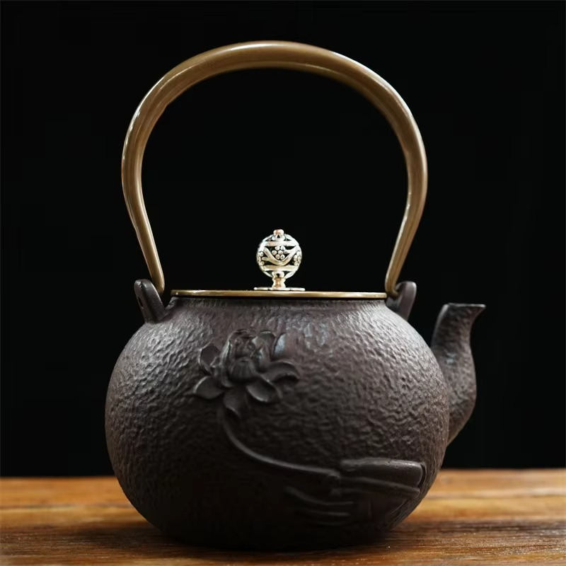 Vintage Style Cast Iron Tea Kettle for Stovetop Use