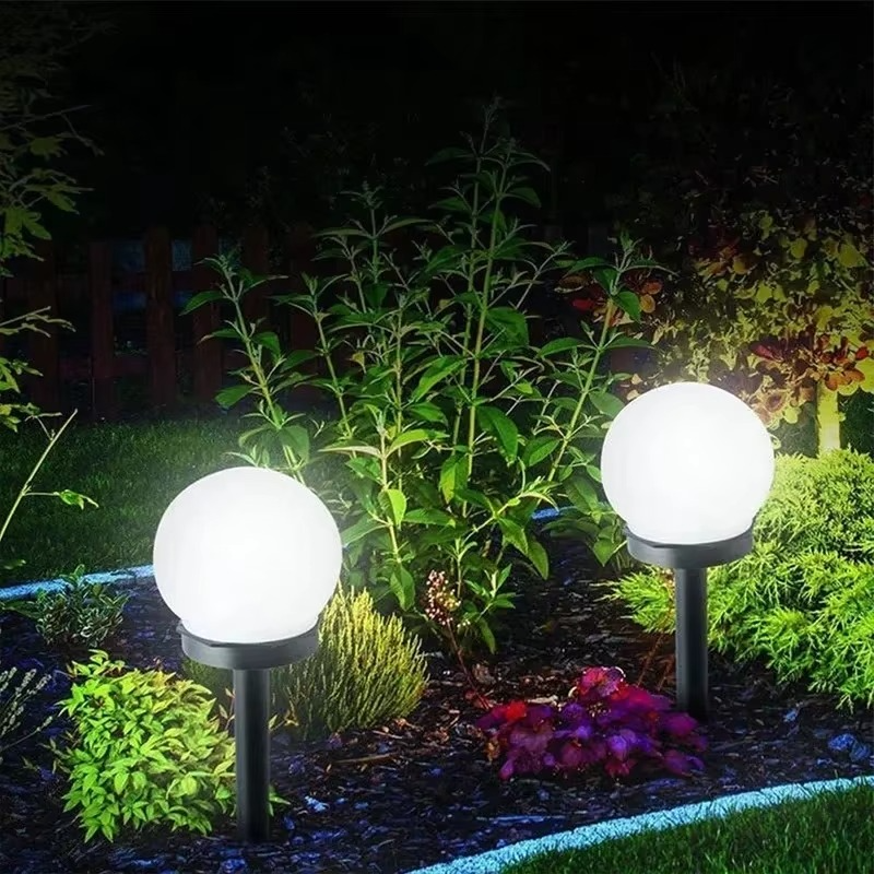 Outdoor Solar Powered Globe Garden Light