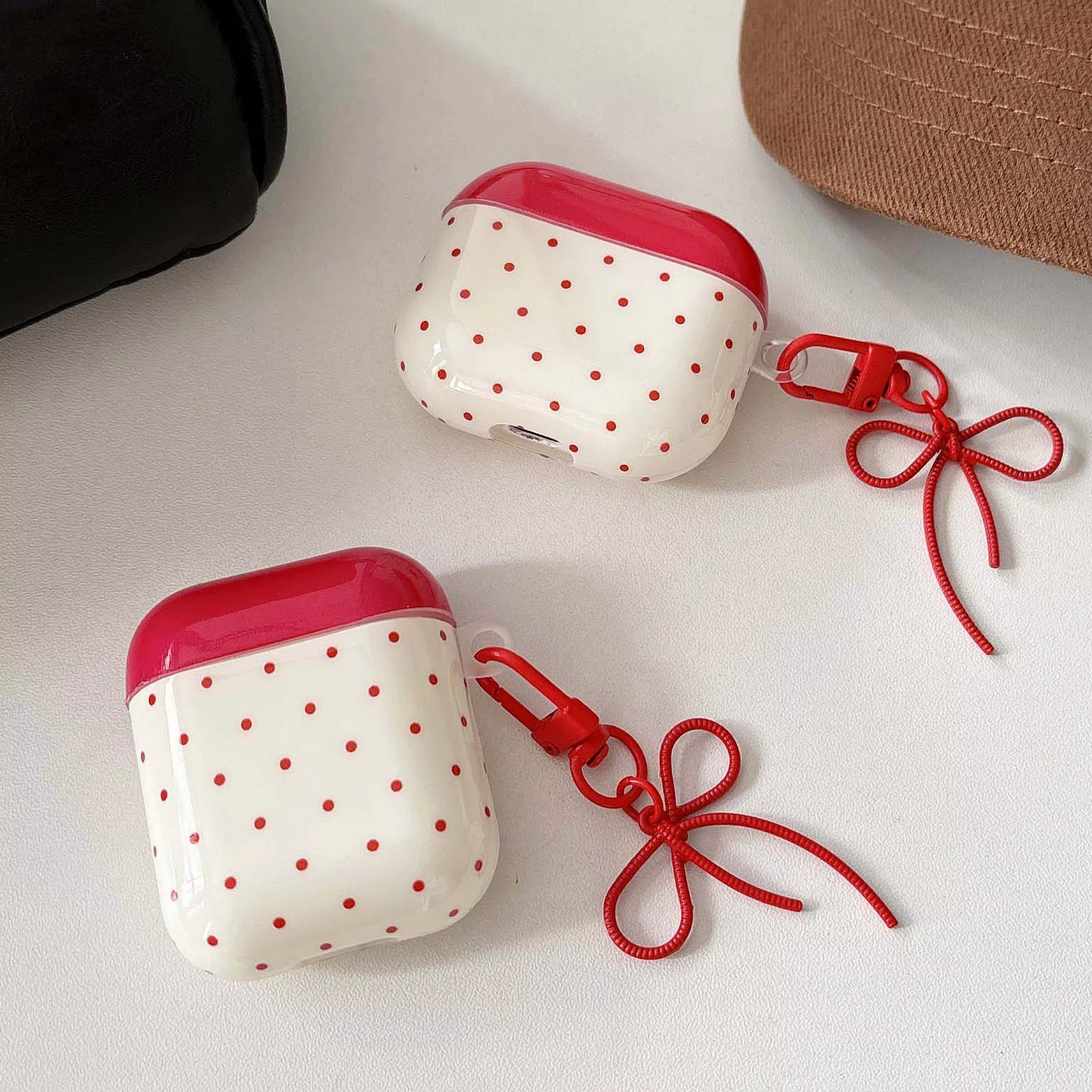 Fashionable Curve Design AirPods Earbuds Case
