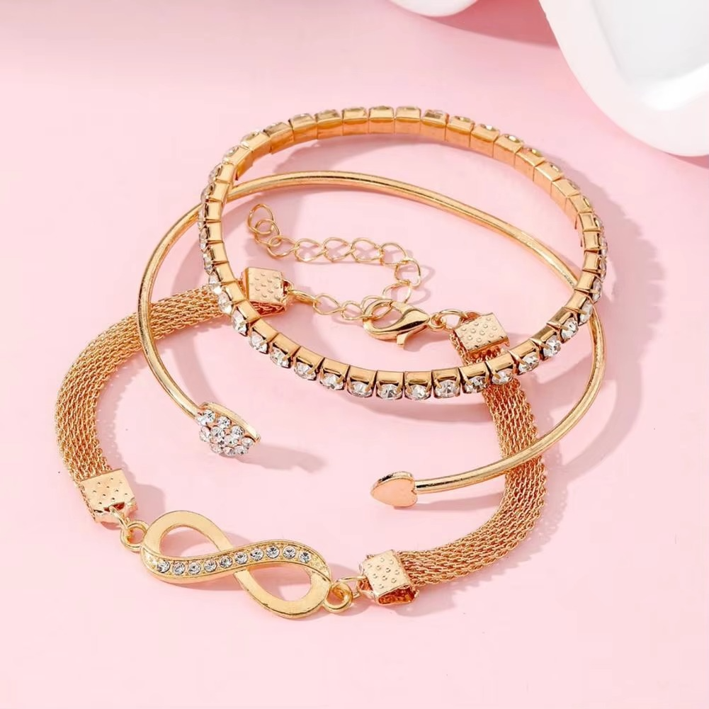 Sparkling Crystal Heart and Love Bracelet Set for Women