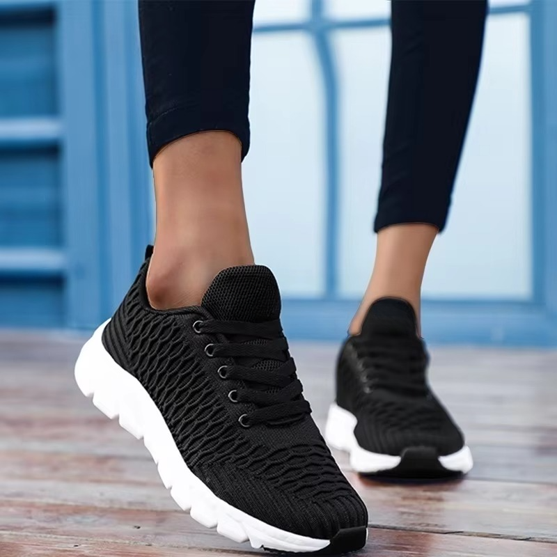 Airy Comfortable Women's Mesh Running Shoes