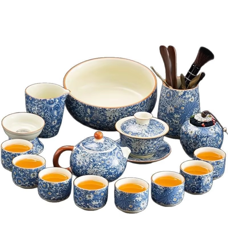 Delicate Chinese Tea Set with Teapot and Cups - Hehif