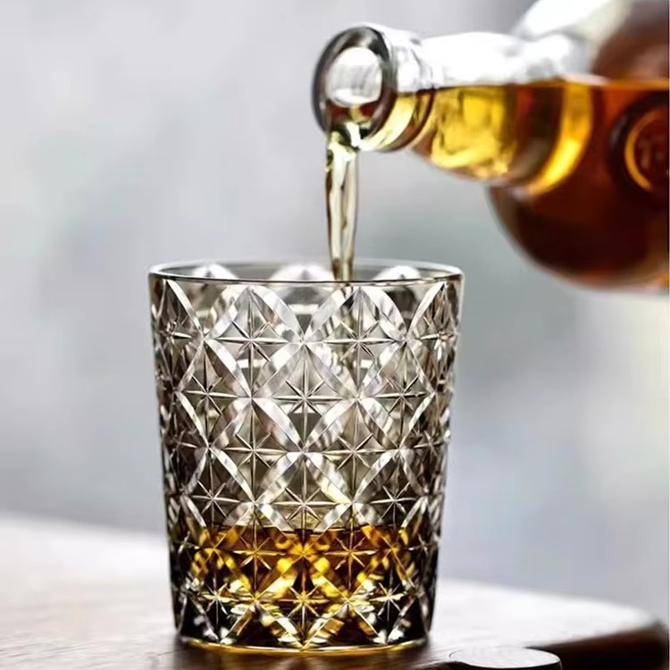 Luxury Handcrafted Crystal Whiskey Glass