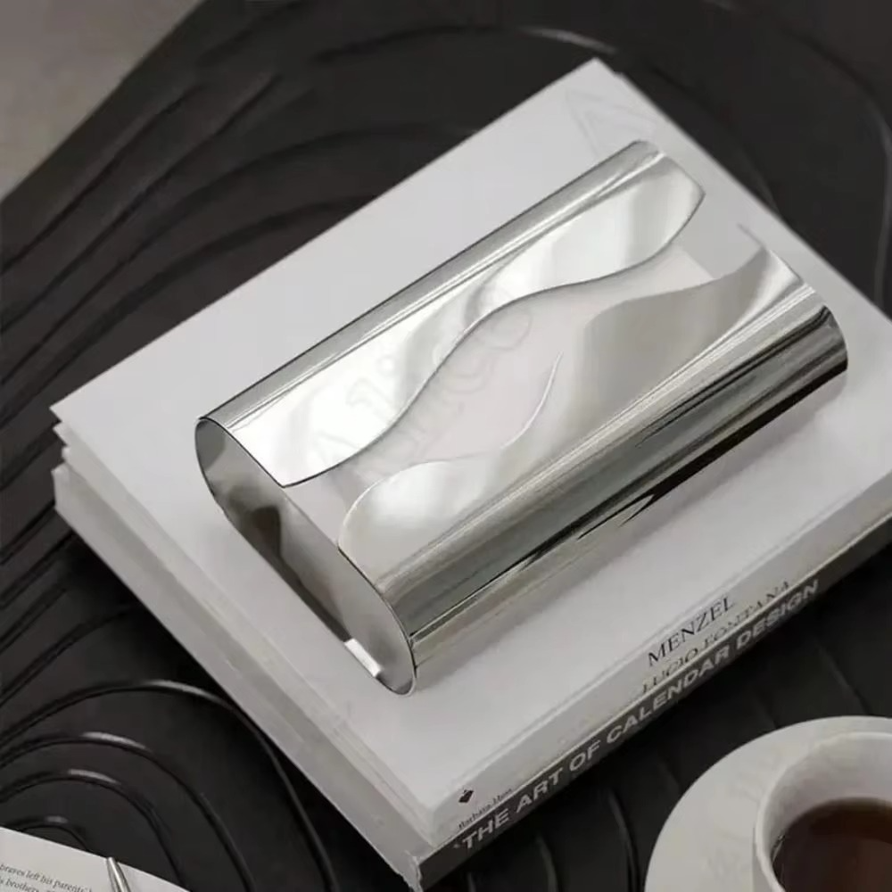 Silver Polished Metal Tissue Holder with Mirror Finish