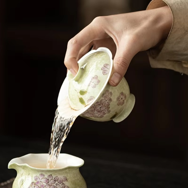 Decorative Floral Ceramic Tea Infuser with Lid