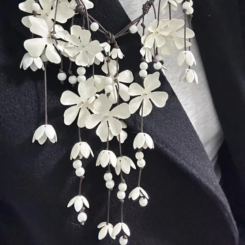 Beautiful Long Beaded Floral Pendant Necklace for Women