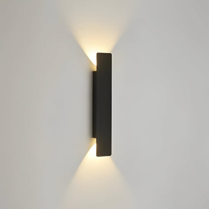 Durable Outdoor LED Wall Mount Light