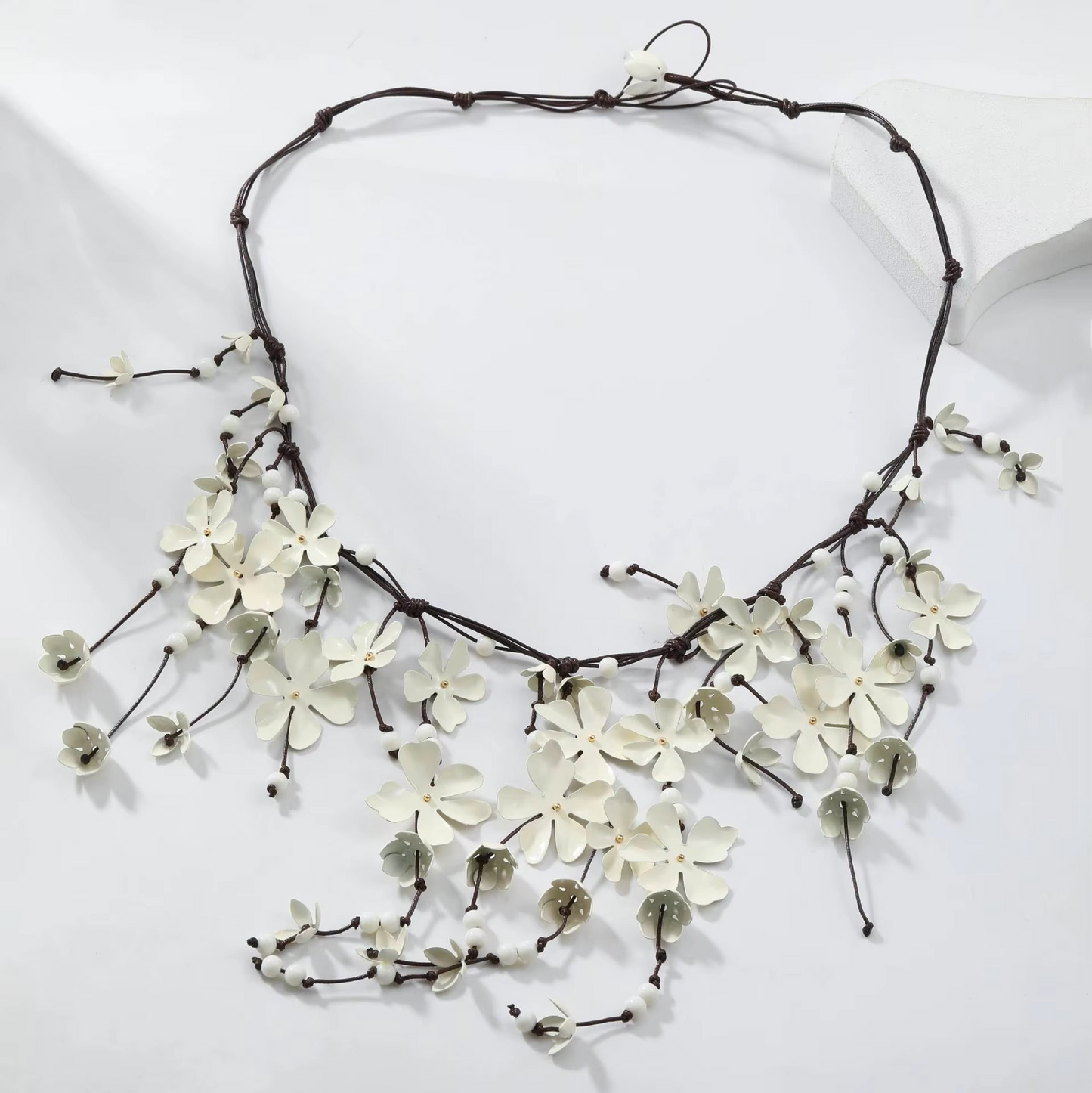 Beautiful Long Beaded Floral Pendant Necklace for Women