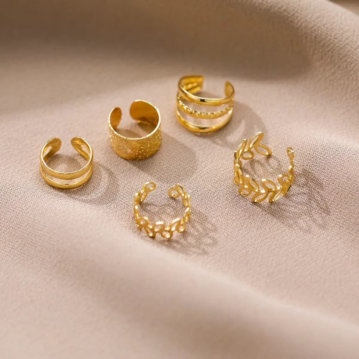 Luxury Metallic Clip On Earrings for Women - Hehif
