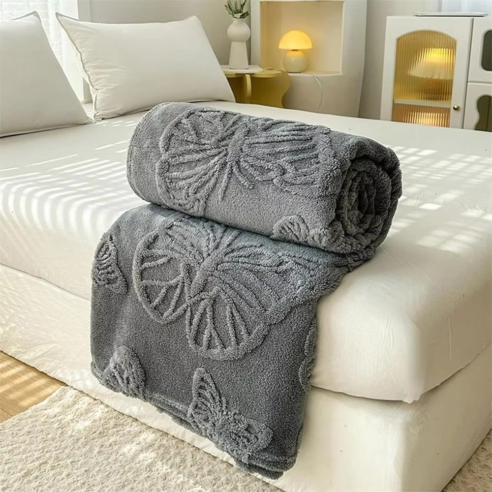 Cooling Blanket with Soft 3D Pattern and Breathable Design