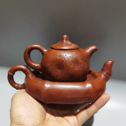 Small Purple Clay Yixing Teapot with Textured Base