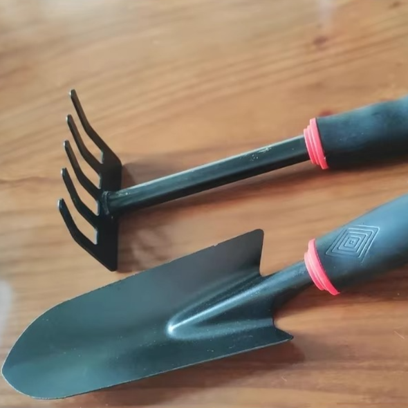 Compact Garden Digging Shovel for Plants