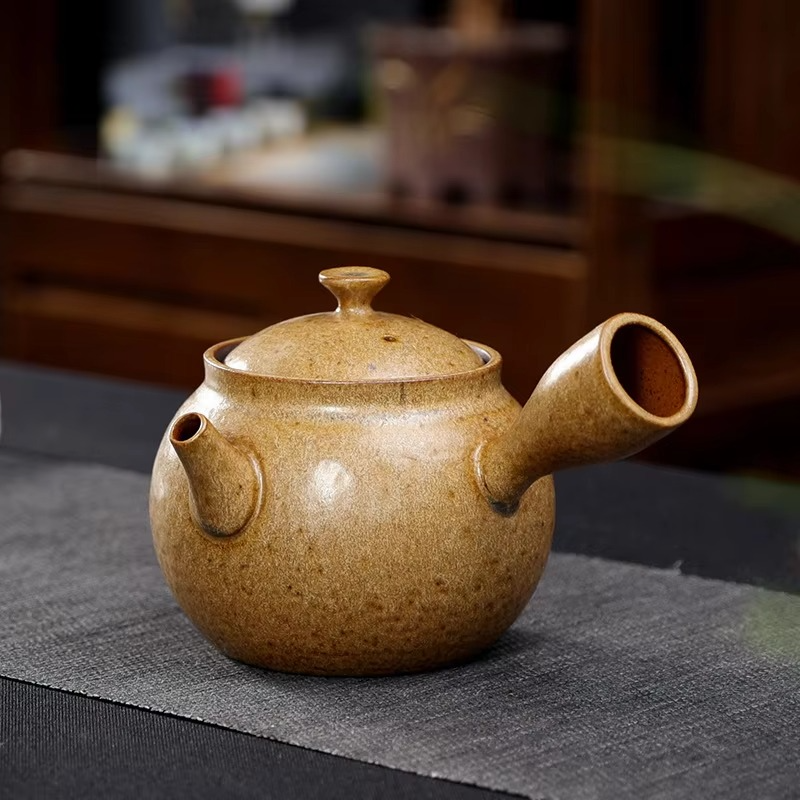 Traditional Asian Ceramic Handle Teapot 12oz