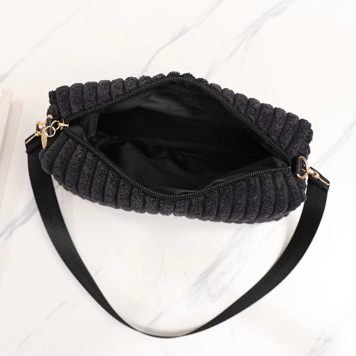 Stylish Checked Daily Tote Bag