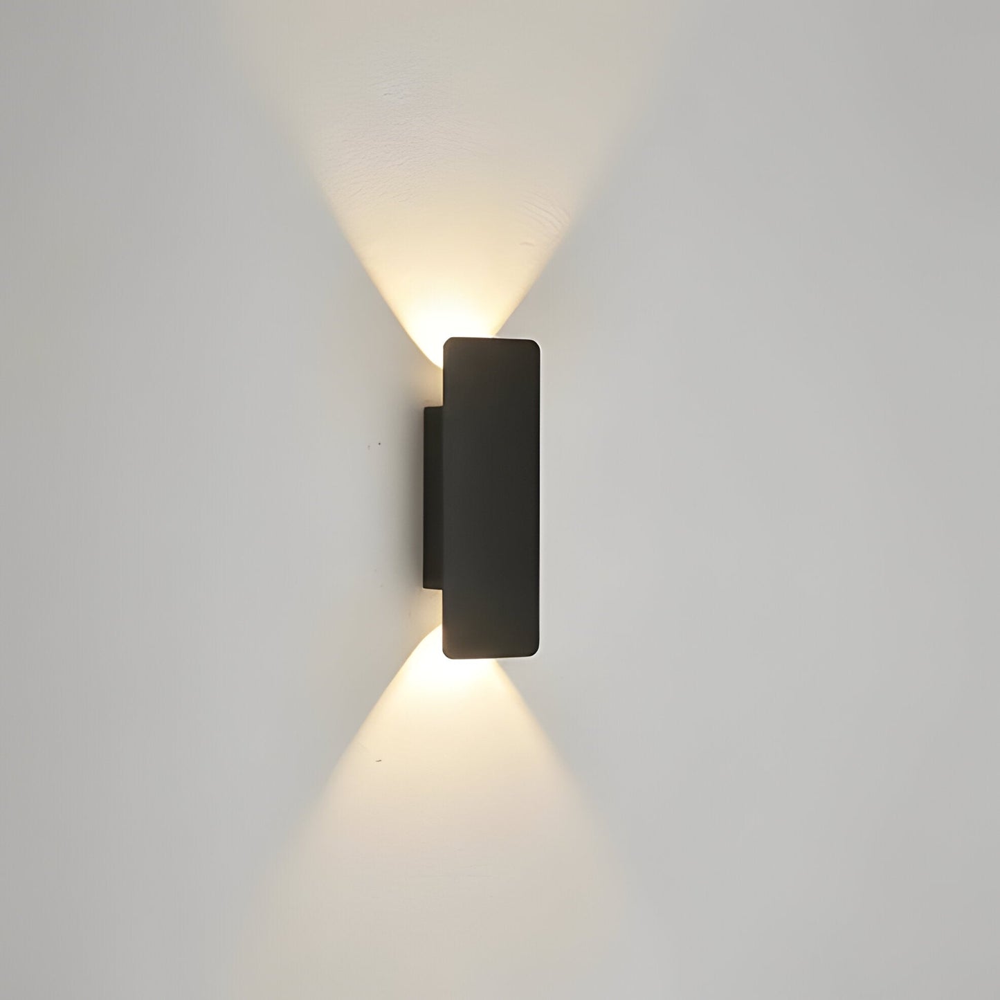 Durable Outdoor LED Wall Mount Light