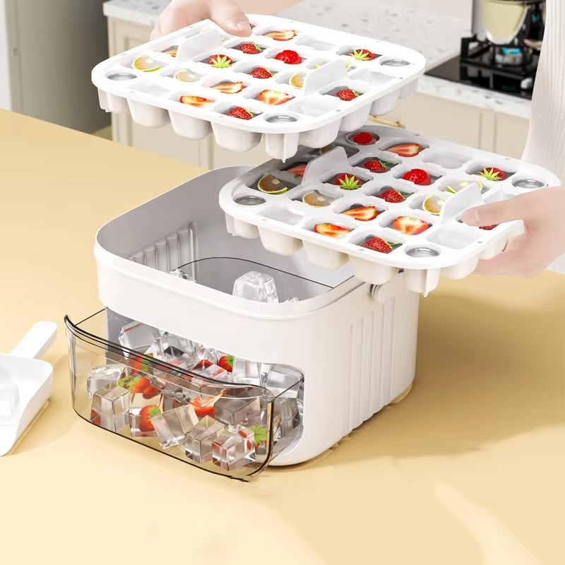 Big 50-Cube Ice Tray with Simple Release Lid