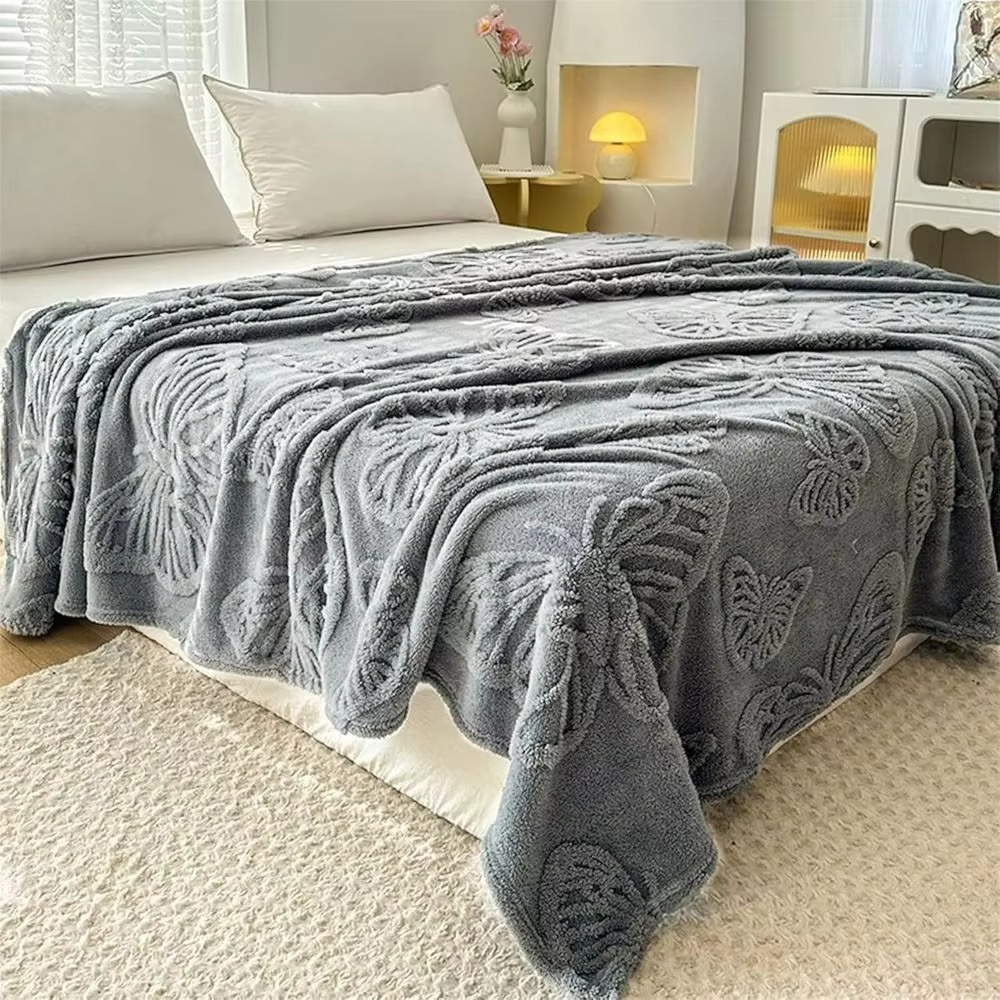 Cooling Blanket with Soft 3D Pattern and Breathable Design