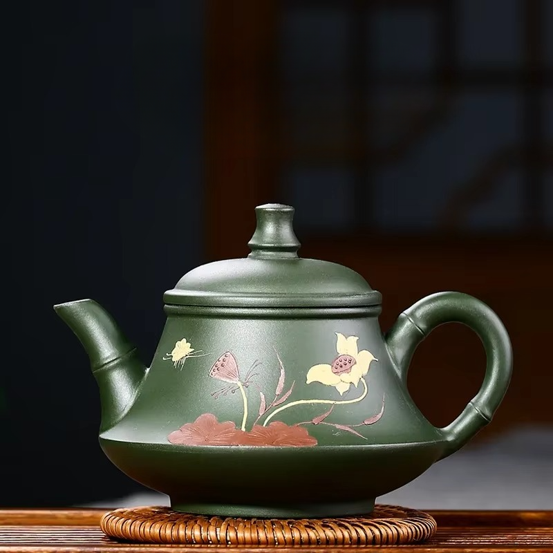 Traditional Chinese Clay Tea Infusion Pot