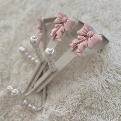 Stylish Double Hook Over Door Storage Rack for Kitchen
