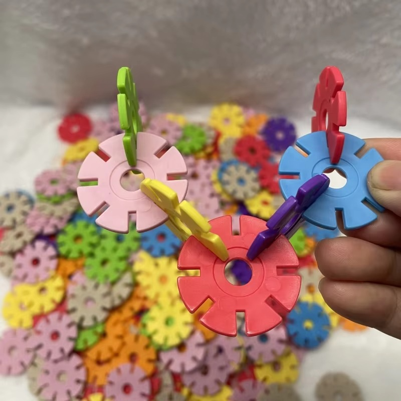 Fun 200pc Kids Building Blocks STEM Toy Set Ages 6-10