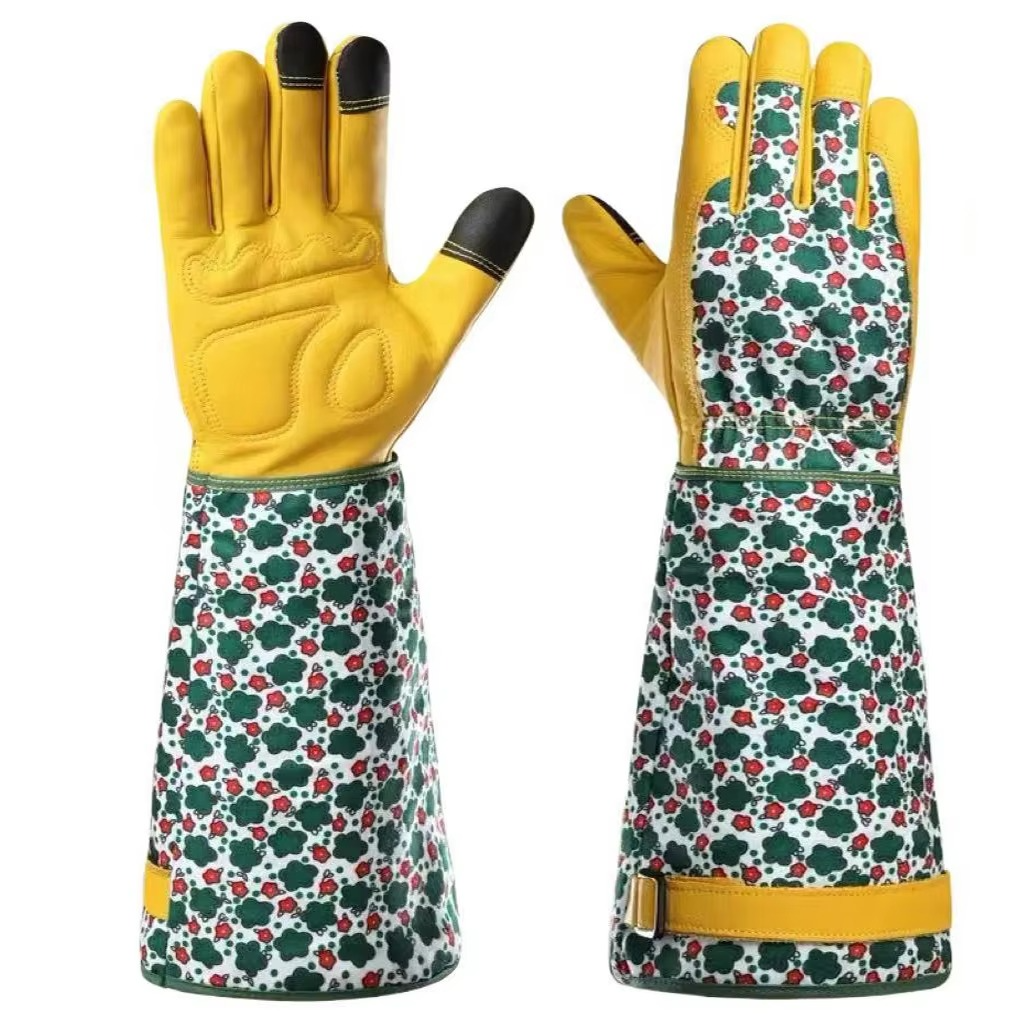 Durable Leather Gardening Gloves for Pruning and Yard Care