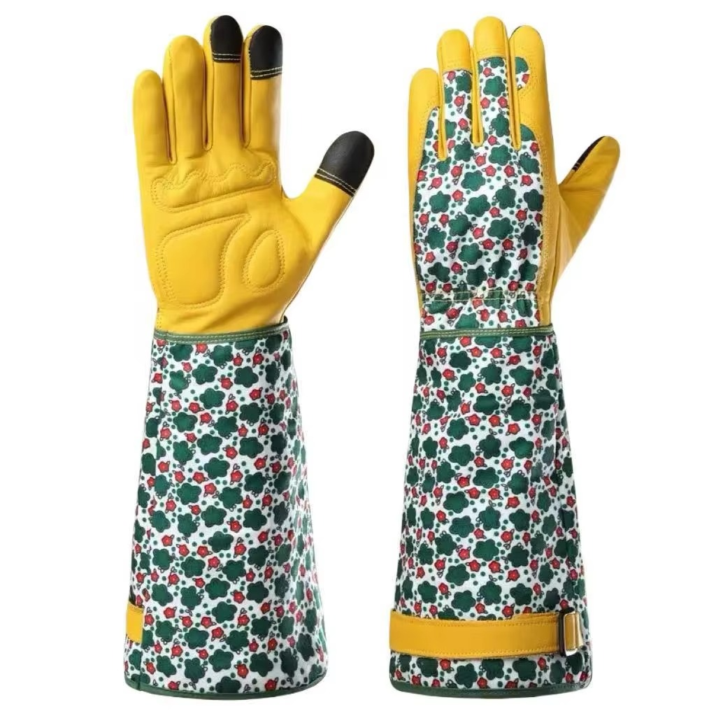 Durable Leather Gardening Gloves for Pruning and Yard Care