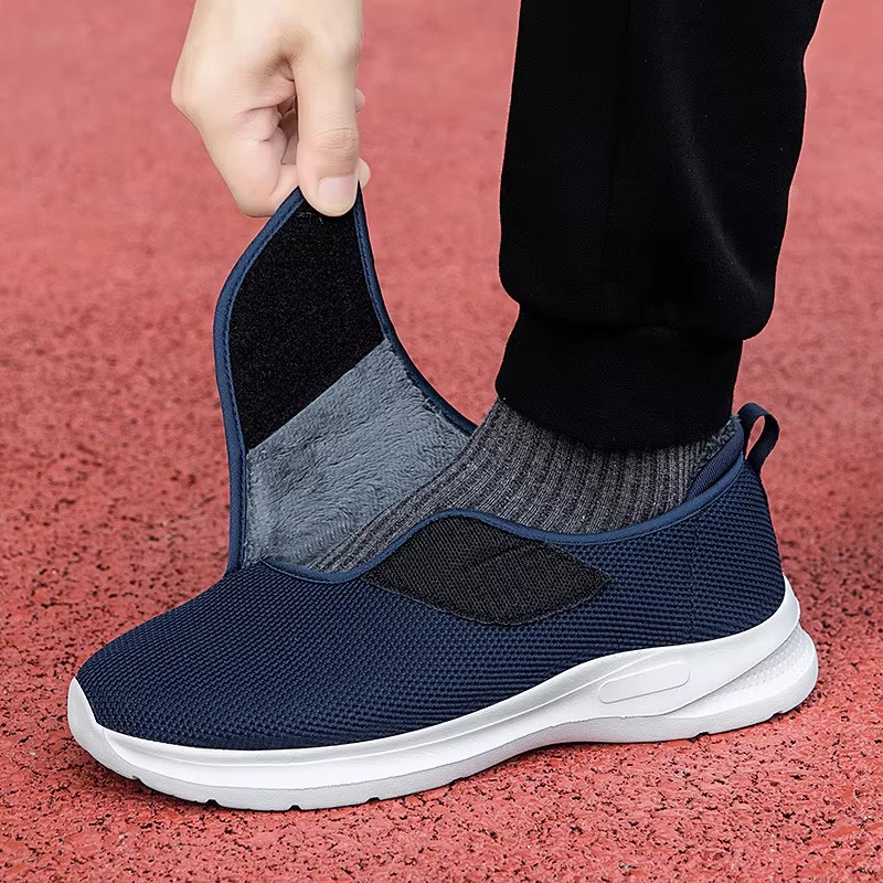 Comfortable Orthotic Walking Shoes for Men with Wide Feet