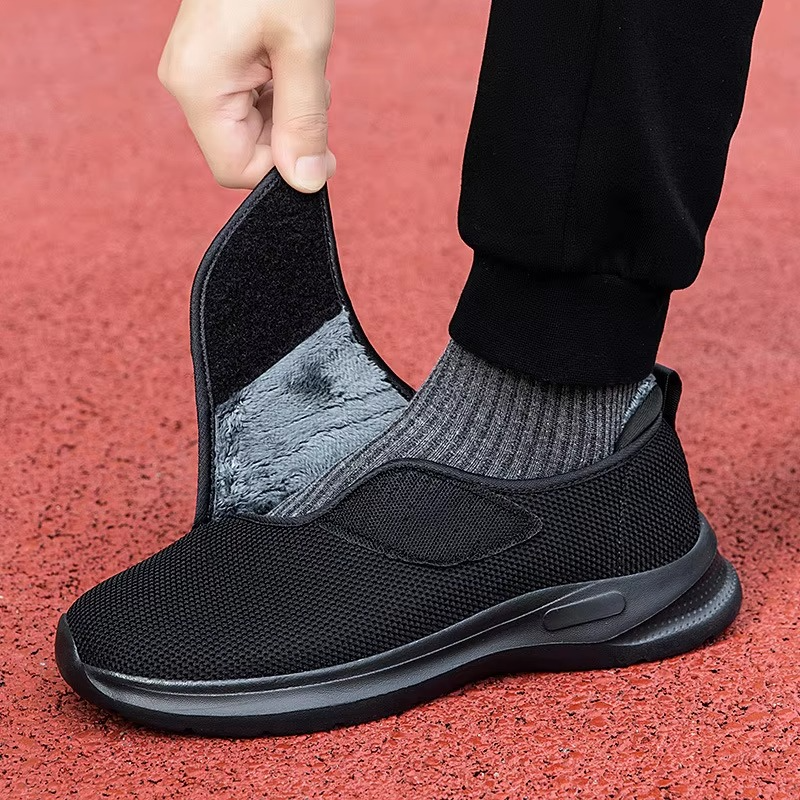 Comfortable Orthotic Walking Shoes for Men with Wide Feet