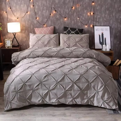 Elegant Dark Pinch Pleat Bedding Set King Size