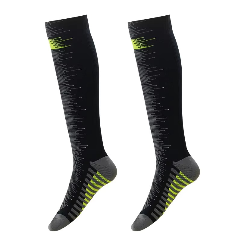 Moisture Wicking Hiking Socks for Men and Women