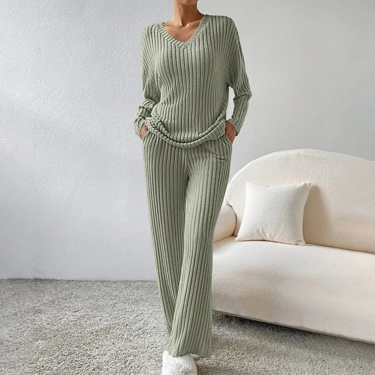 Comfortable 2 Piece Living Room Suit