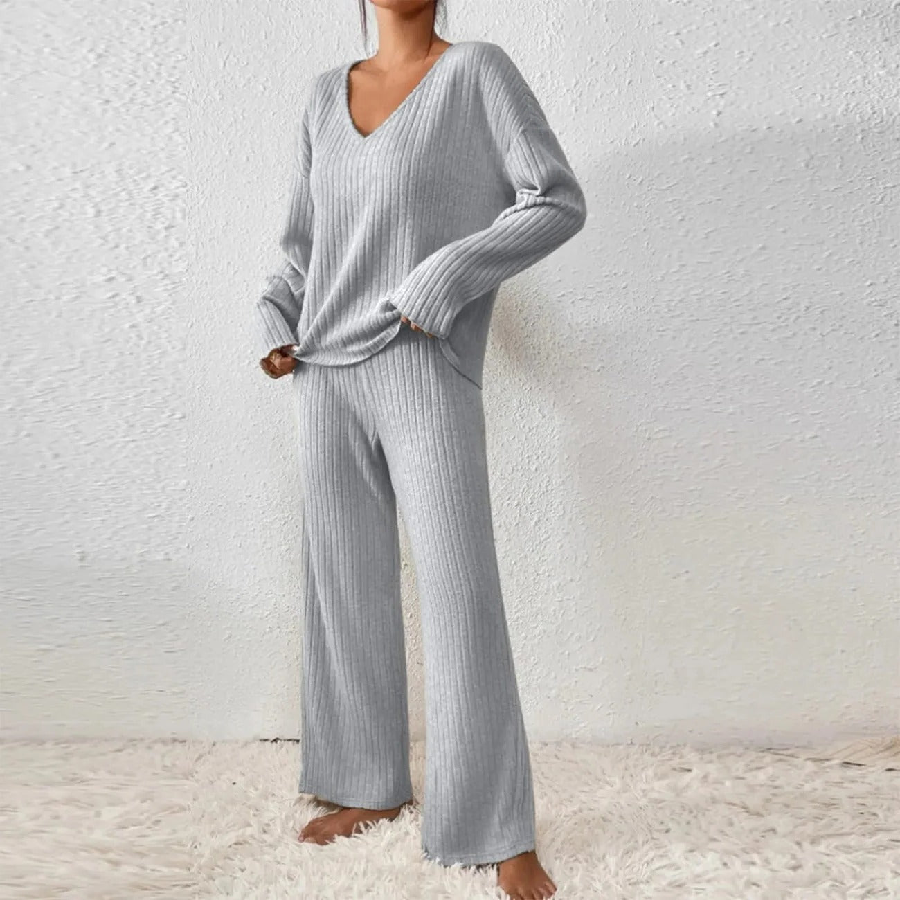 Comfortable 2 Piece Living Room Suit