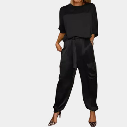 Fashionable Women's 2-Piece Outfit Set