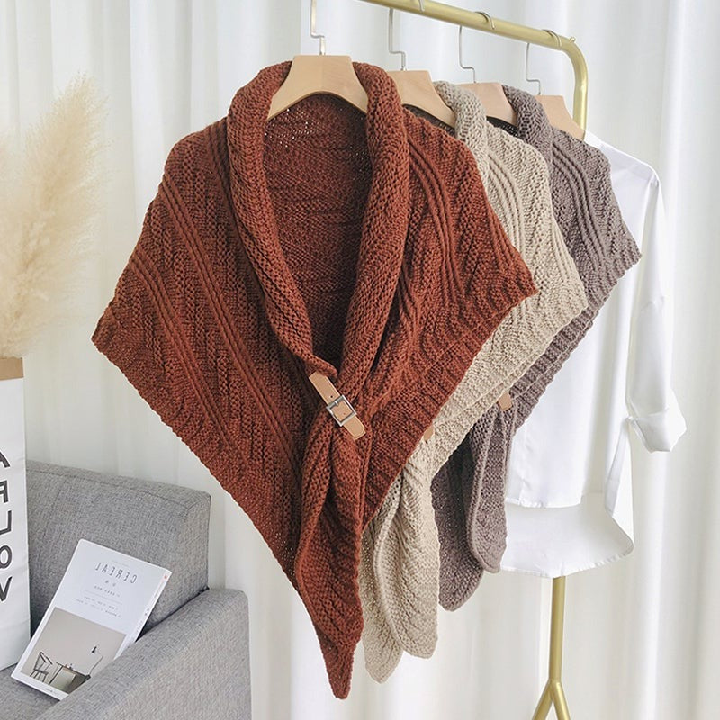 Stylish Crochet Wrap with Faux Leather Clasp - Hehif